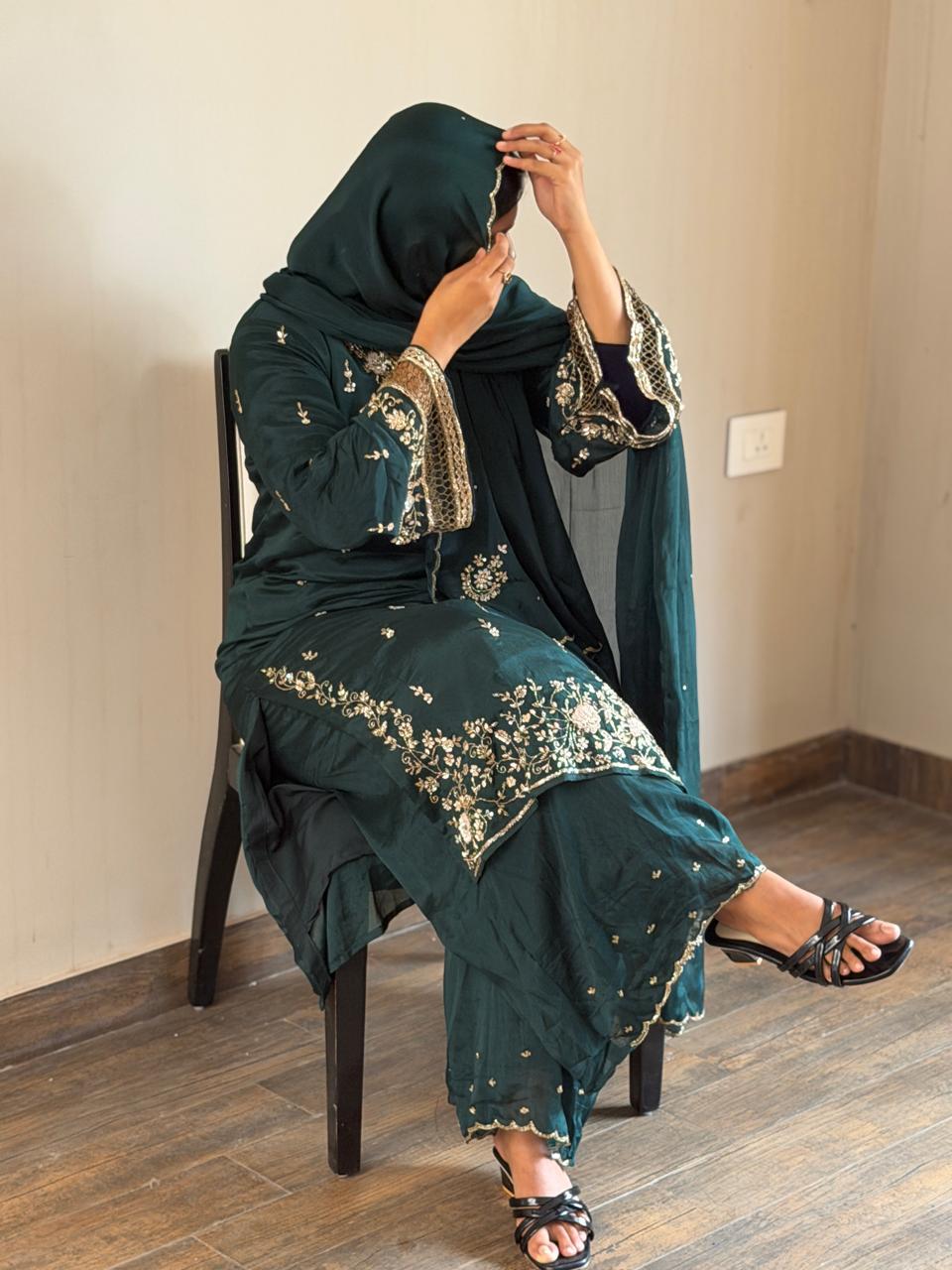 01- Party Ware Exclusive